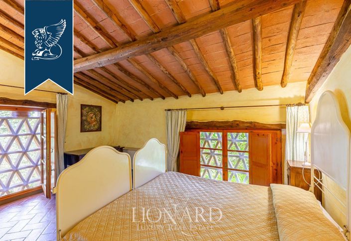 Image No.80-14 Bed Country House for sale