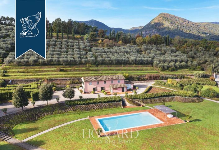 Image No.2-Villa de 8 chambres à vendre à Capannori