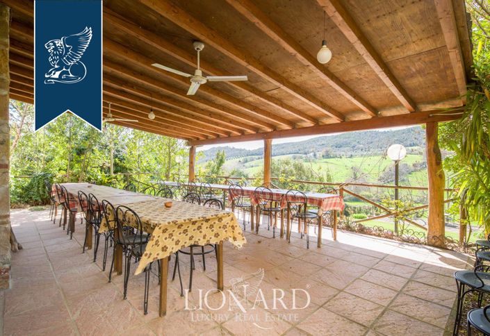 Image No.13-6 Bed Farmhouse for sale