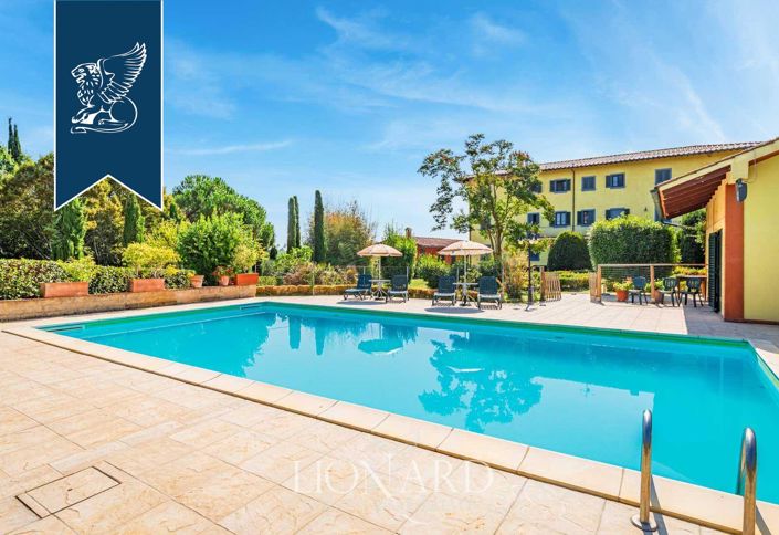 Image No.13-20 Bed Farmhouse for sale