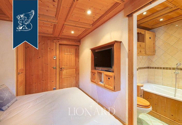 Image No.42-6 Bed Villa for sale