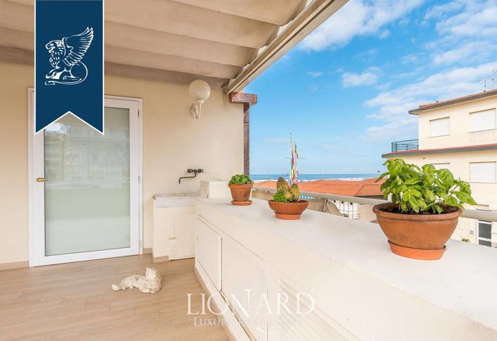 Image No.15-Appartement de 3 chambres à vendre à Viareggio