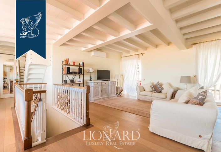 Image No.7-Appartement de 3 chambres à vendre à Viareggio