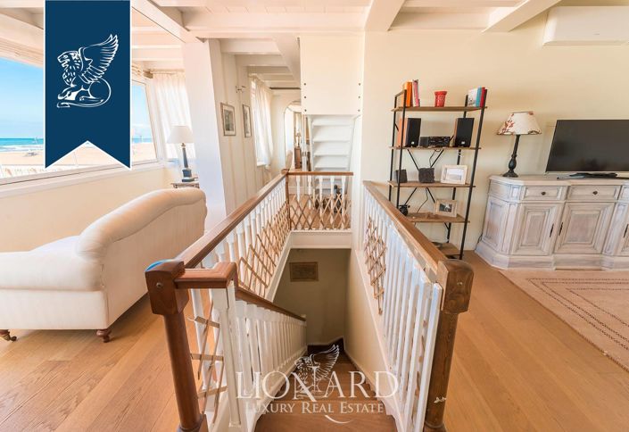 Image No.8-Appartement de 3 chambres à vendre à Viareggio