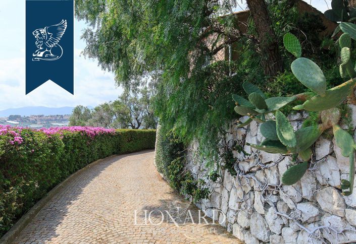 Image No.12-Villa de 6 chambres à vendre à San Remo