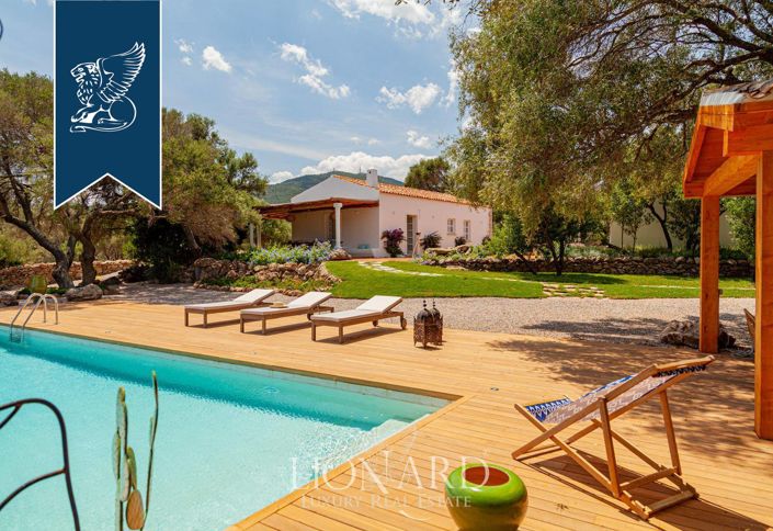 Image No.9-4 Bed Villa for sale