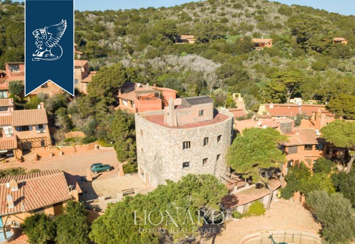 Image No.1-Propriété de 11 chambres à vendre à Grosseto
