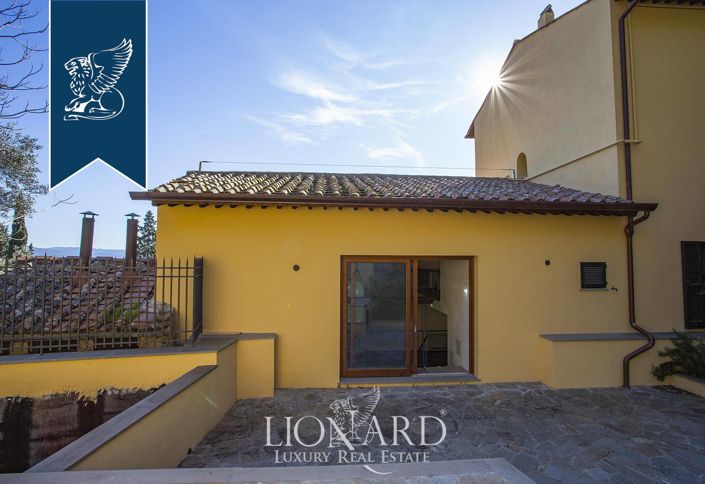 Image No.19-8 Bed Villa for sale