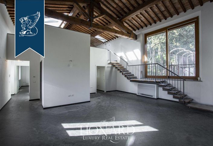 Image No.31-8 Bed Villa for sale