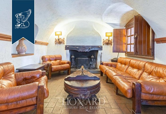 Image No.25-Villa de 4 chambres à vendre à Novara