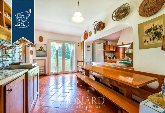 Image No.20-6 Bed Villa for sale