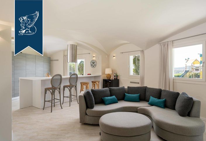 Image No.23-5 Bed Villa for sale