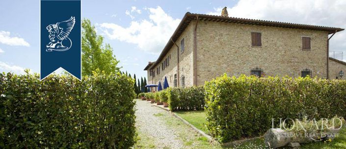 Image No.22-12 Bed Farmhouse for sale