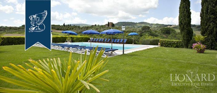 Image No.5-12 Bed Farmhouse for sale