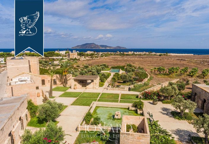 Image No.8-Un hôtel de 10 chambres à vendre à Favignana