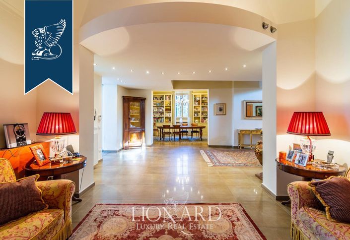 Image No.19-6 Bed Villa for sale