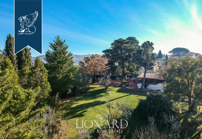 Image No.2-6 Bed Villa for sale