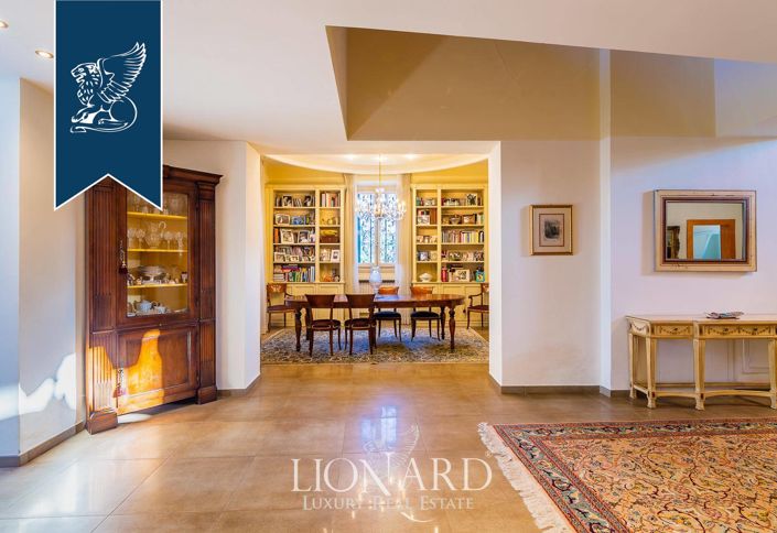 Image No.25-6 Bed Villa for sale