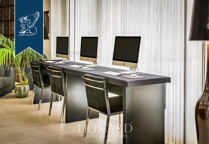 Image No.18-92 Bed Hotel for sale