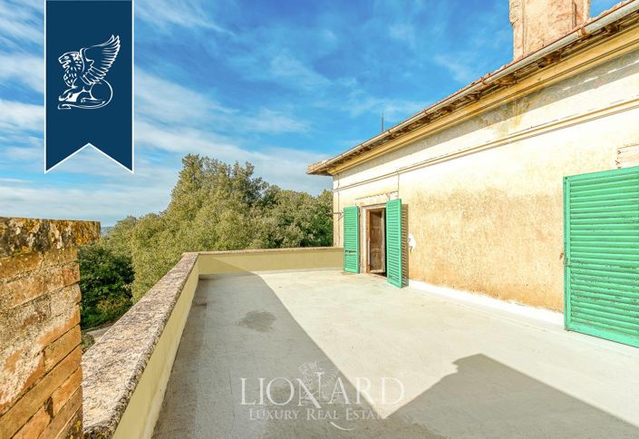 Image No.24-10 Bed Villa for sale