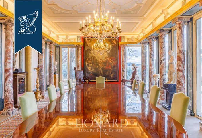 Image No.16-8 Bed Villa for sale