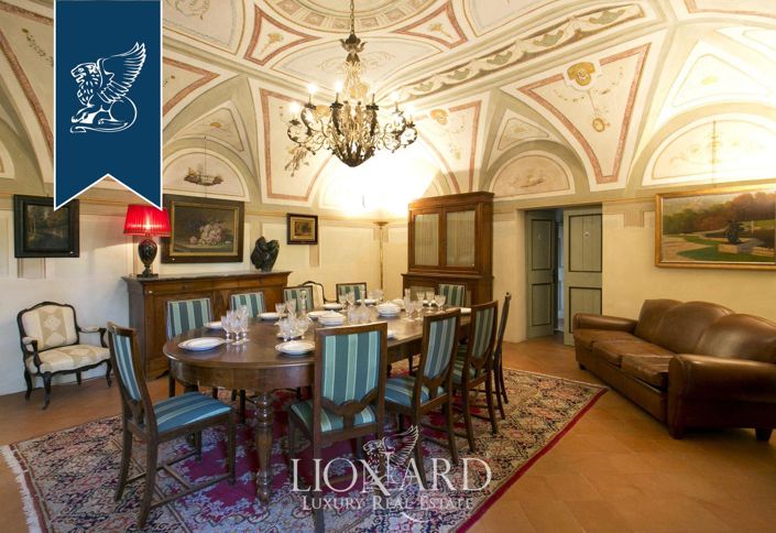 Image No.29-30 Bed Villa for sale