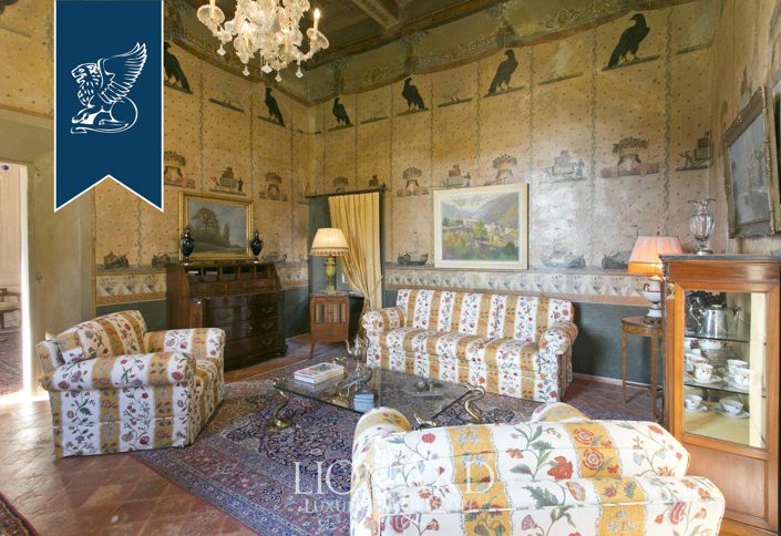 Image No.61-30 Bed Villa for sale