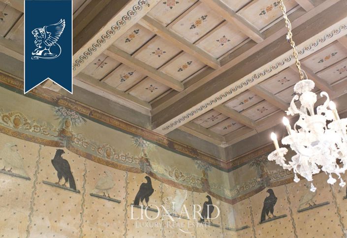 Image No.62-30 Bed Villa for sale