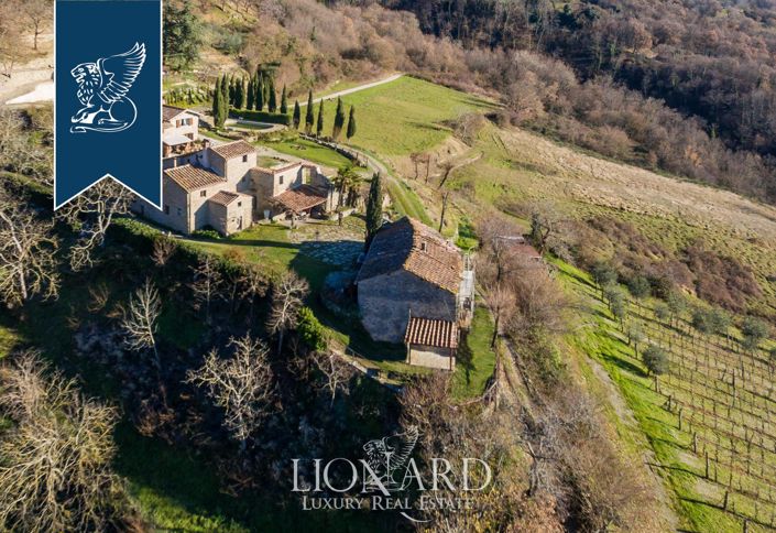 Image No.1-5 Bed Country House for sale