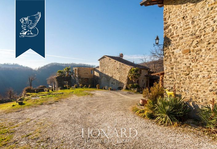 Image No.23-5 Bed Country House for sale