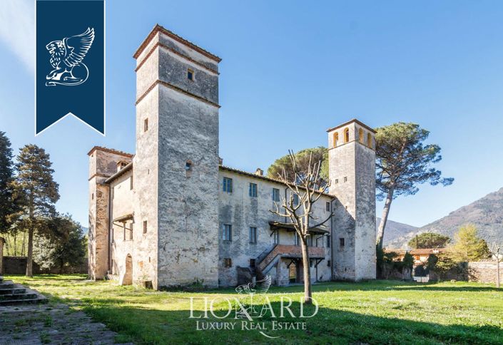 Image No.12-Villa for sale