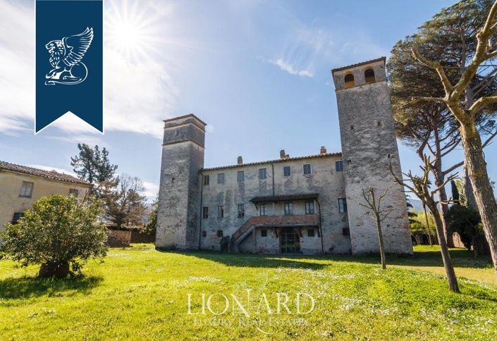 Image No.21-Villa for sale