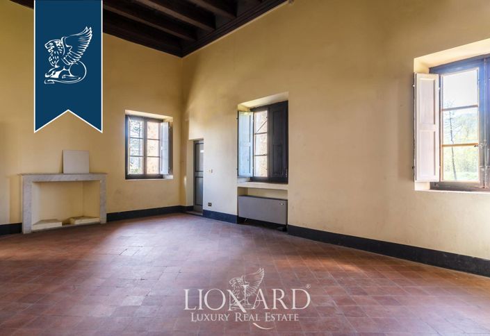 Image No.25-Villa for sale