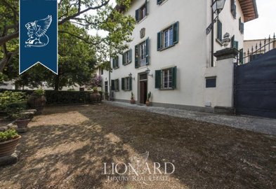 1 - Prato, Villa