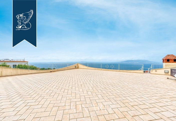 Image No.9-Villa de 5 chambres à vendre à Sorrento