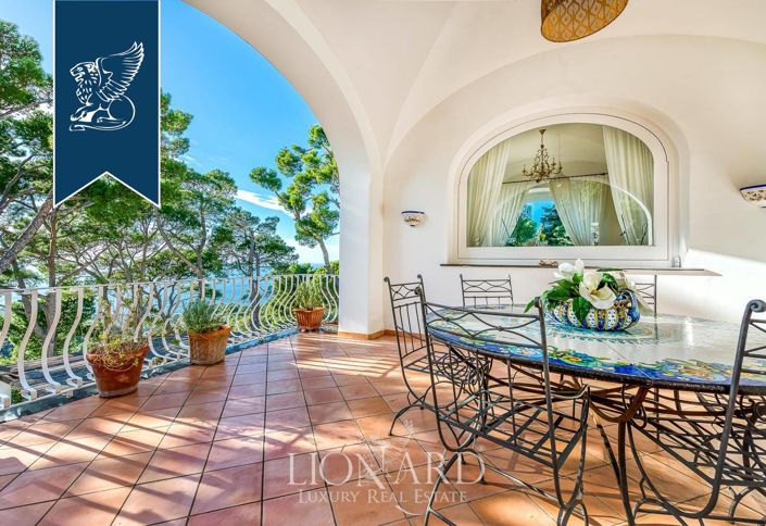 Image No.1-Villa de 4 chambres à vendre à Anacapri