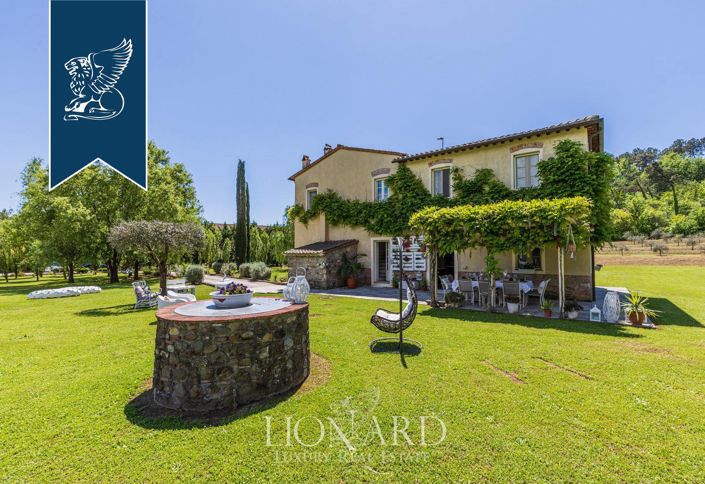 Image No.21-Maison de campagne de 5 chambres à vendre à Lucca