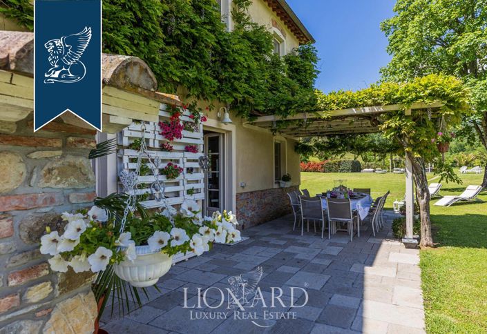 Image No.25-Maison de campagne de 5 chambres à vendre à Lucca