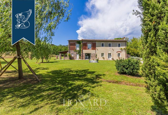 Image No.32-Maison de campagne de 5 chambres à vendre à Lucca