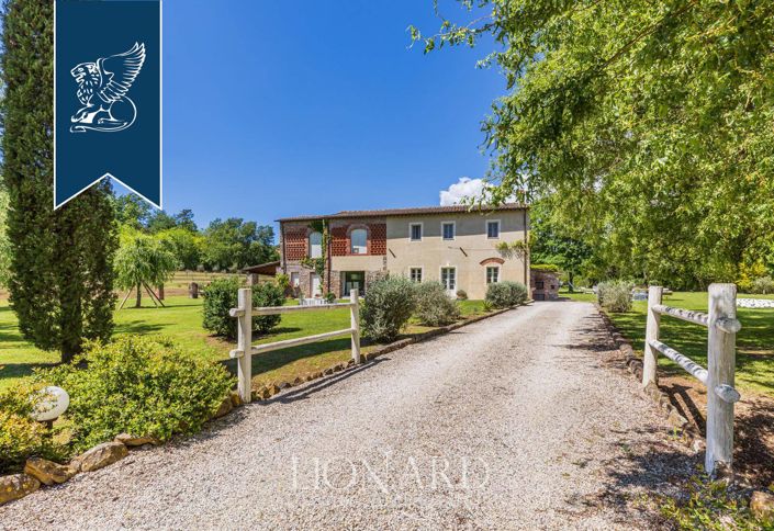 Image No.33-Maison de campagne de 5 chambres à vendre à Lucca