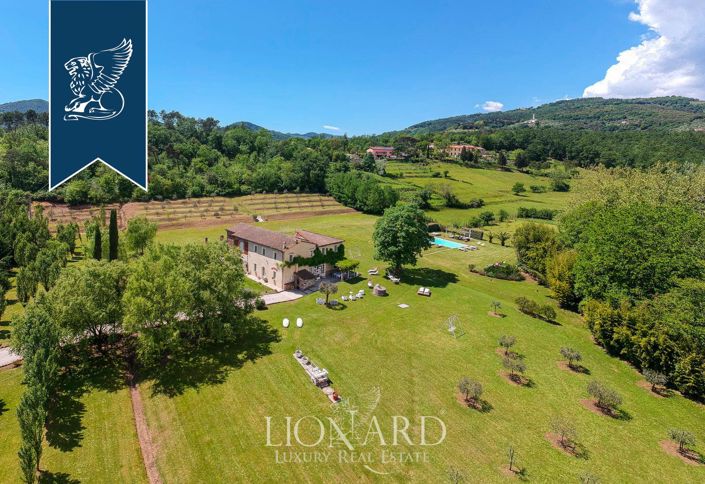 Image No.4-Maison de campagne de 5 chambres à vendre à Lucca