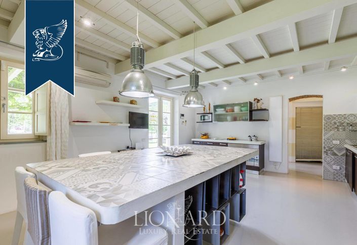 Image No.43-Maison de campagne de 5 chambres à vendre à Lucca