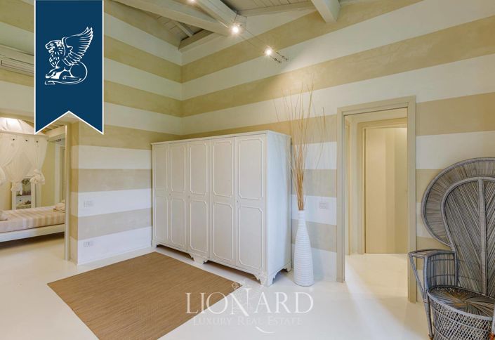 Image No.49-Maison de campagne de 5 chambres à vendre à Lucca