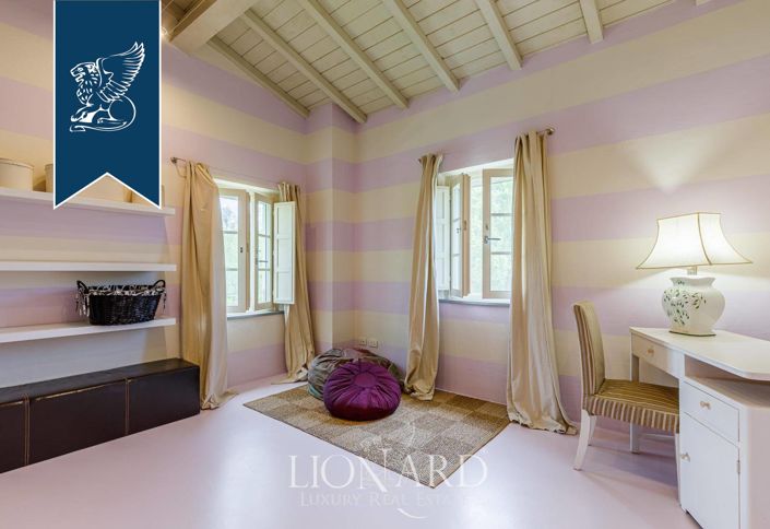 Image No.54-Maison de campagne de 5 chambres à vendre à Lucca