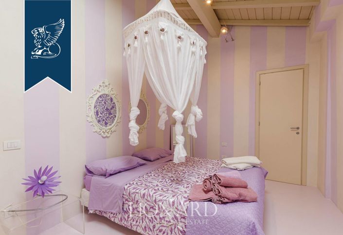 Image No.55-Maison de campagne de 5 chambres à vendre à Lucca