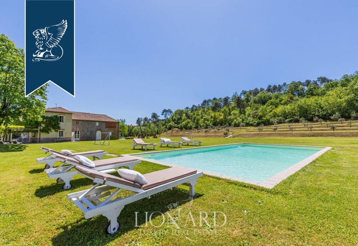 Image No.7-Maison de campagne de 5 chambres à vendre à Lucca