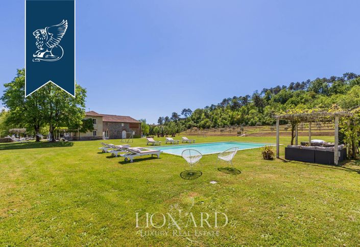 Image No.8-Maison de campagne de 5 chambres à vendre à Lucca
