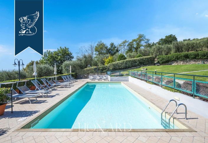 Image No.14-11 Bed Villa for sale