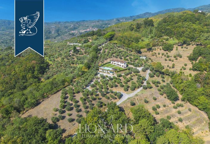 Image No.5-11 Bed Villa for sale