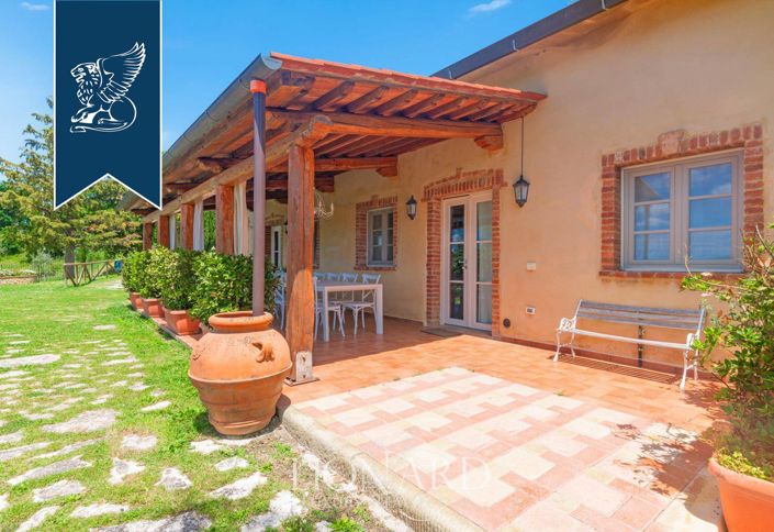 Image No.13-8 Bed Villa for sale